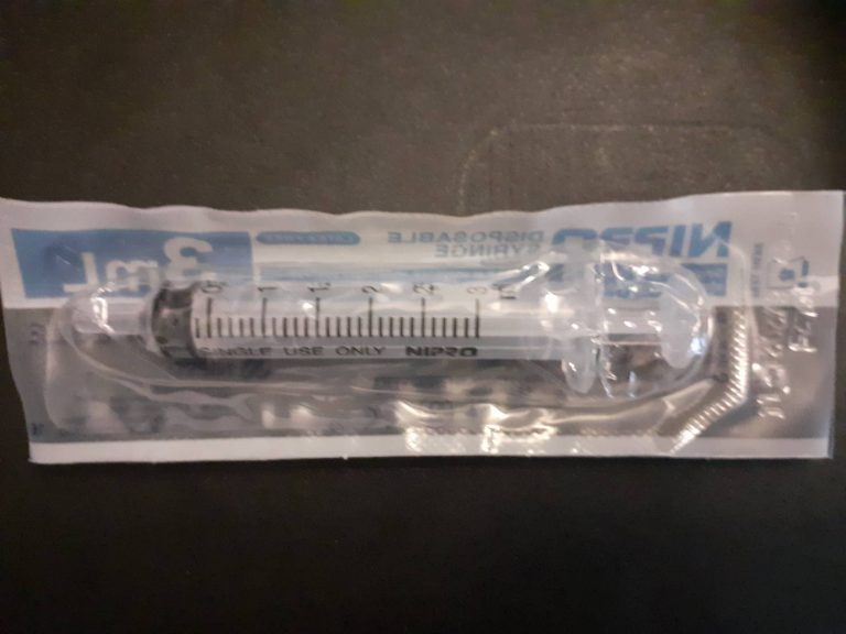 NIPRO 3ml Syringes x 10 needle not included AmpaVit B124U